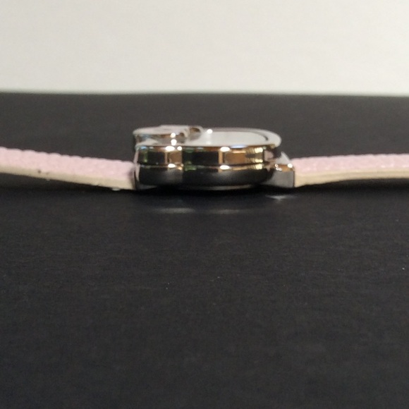 Rare Hello Kitty watch with BRAND NEW BATTERY! - Picture 6 of 7